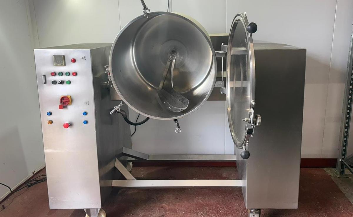 Used COMPLETE READY MEALS LINE