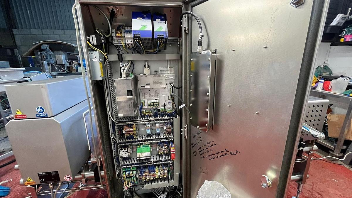 Used METTLER TOLEDO COMBINATION UNITS