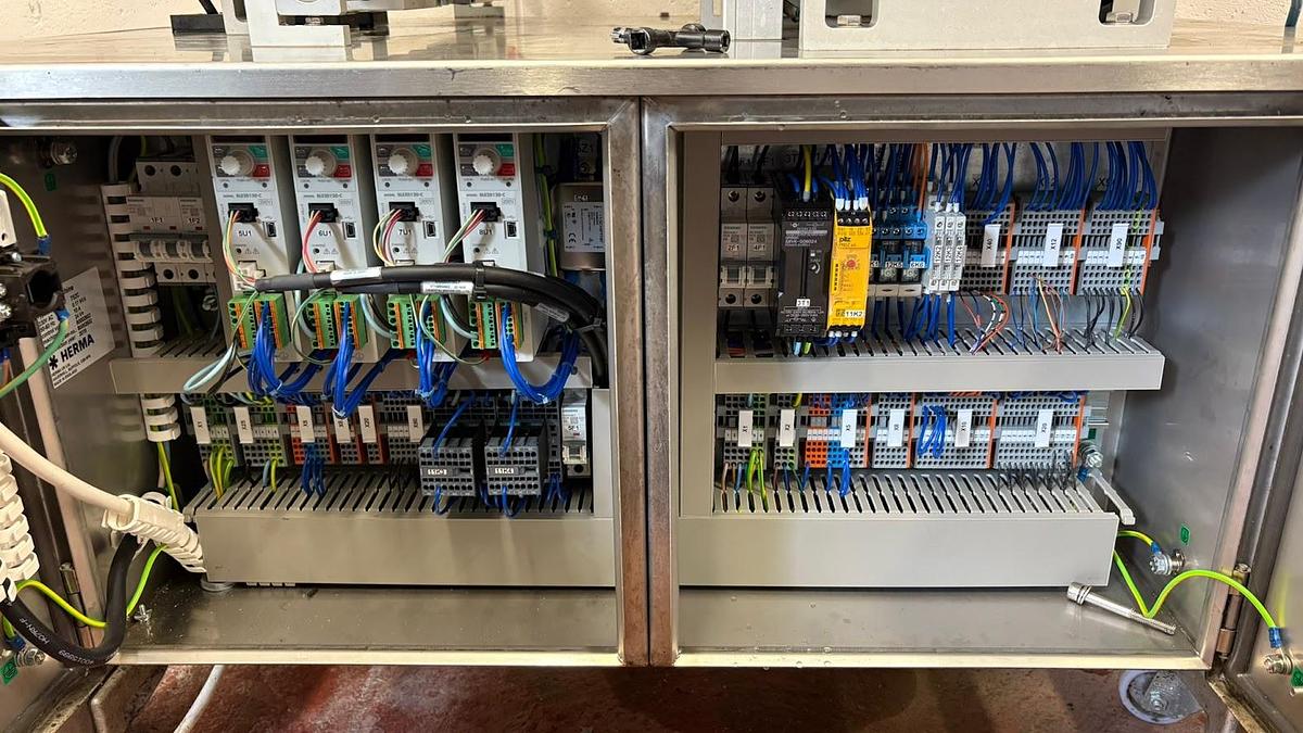 As new HERMA LABELLER