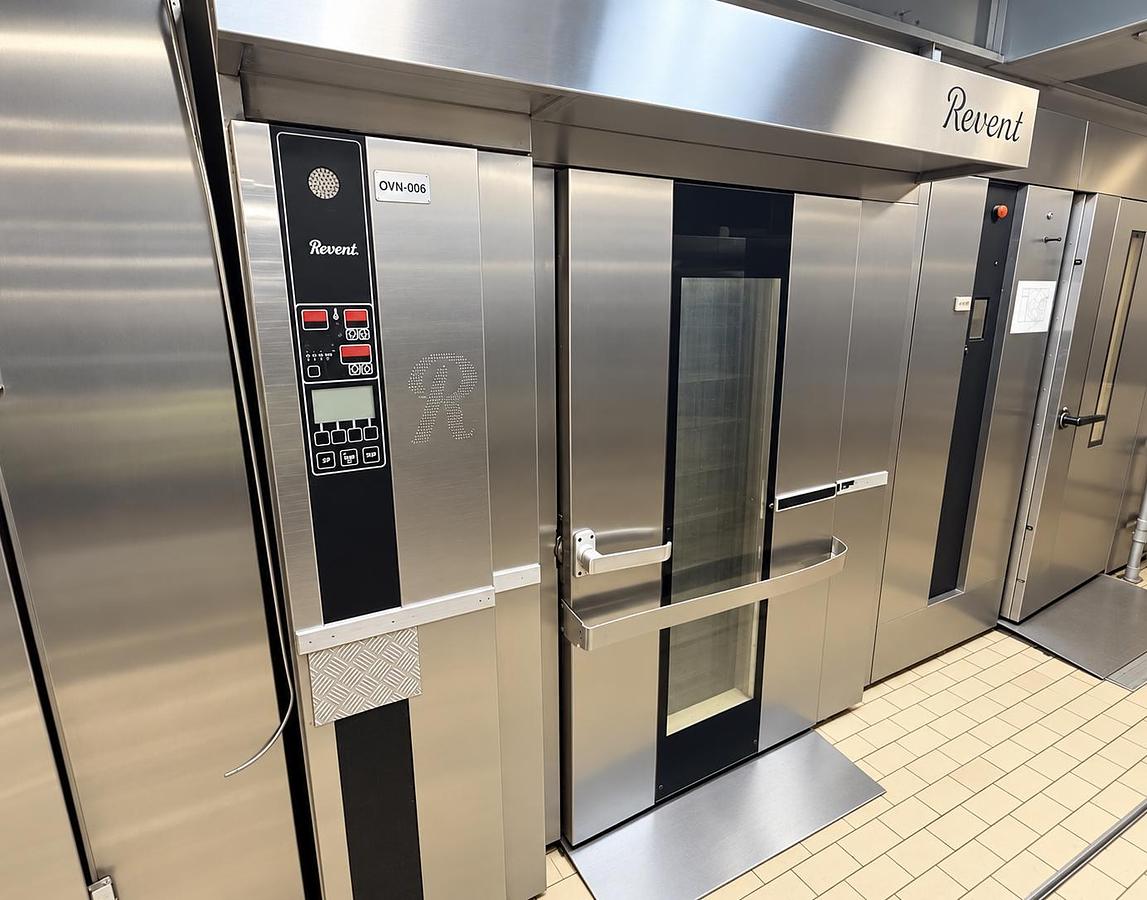 Used REVENT 2 RACK OVEN