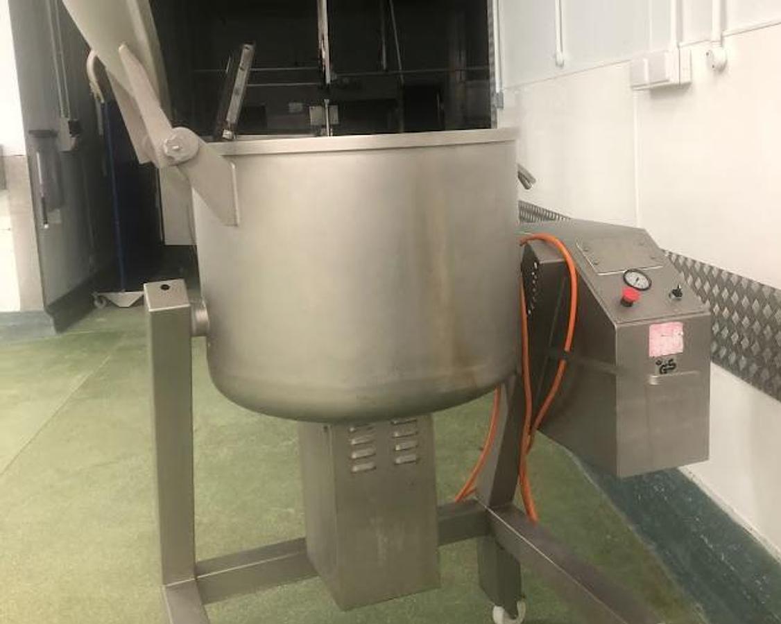 Used VAKONA 220 ESK TUMBLER