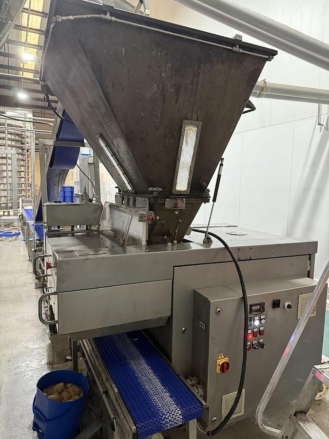 Very good used BREAD PLANT UP TO 6000 UNITS PER HOUR