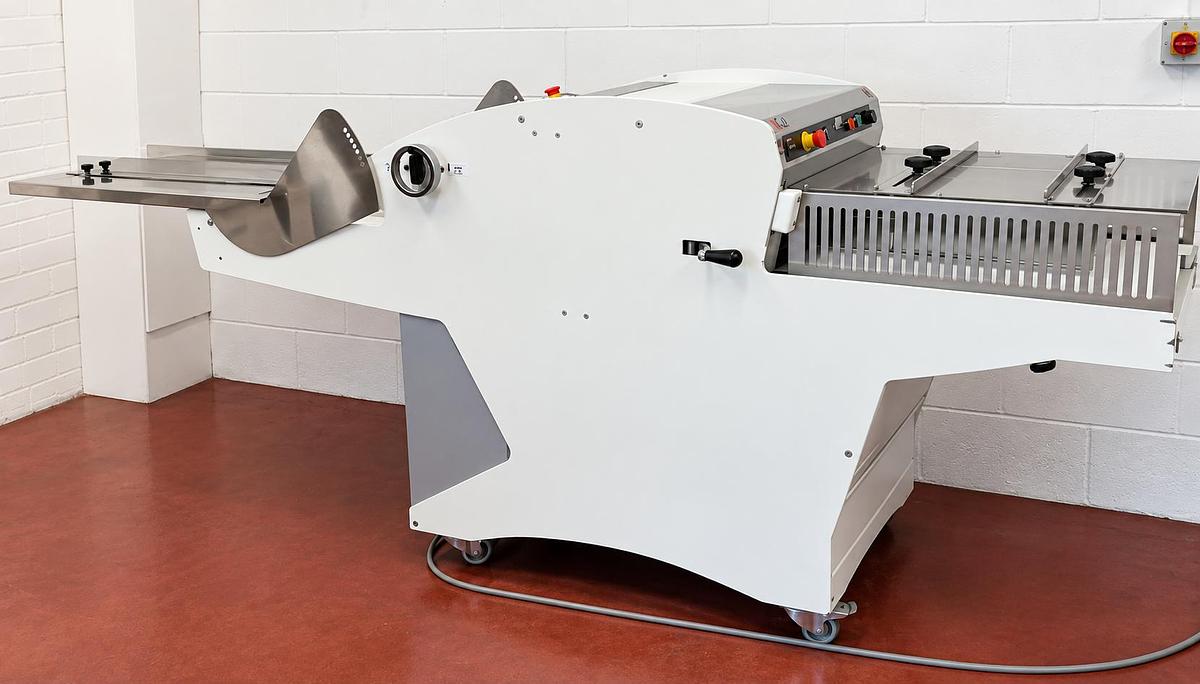 Used JAC BREAD SLICER