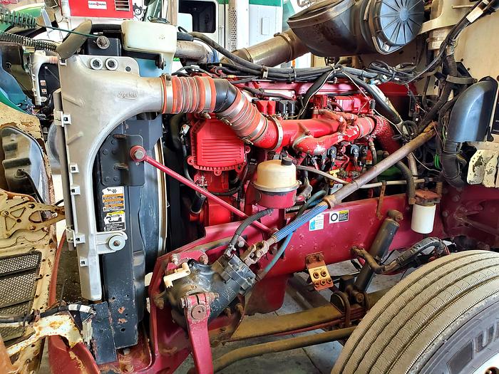 Used 2008 Peterbilt 386 Truck