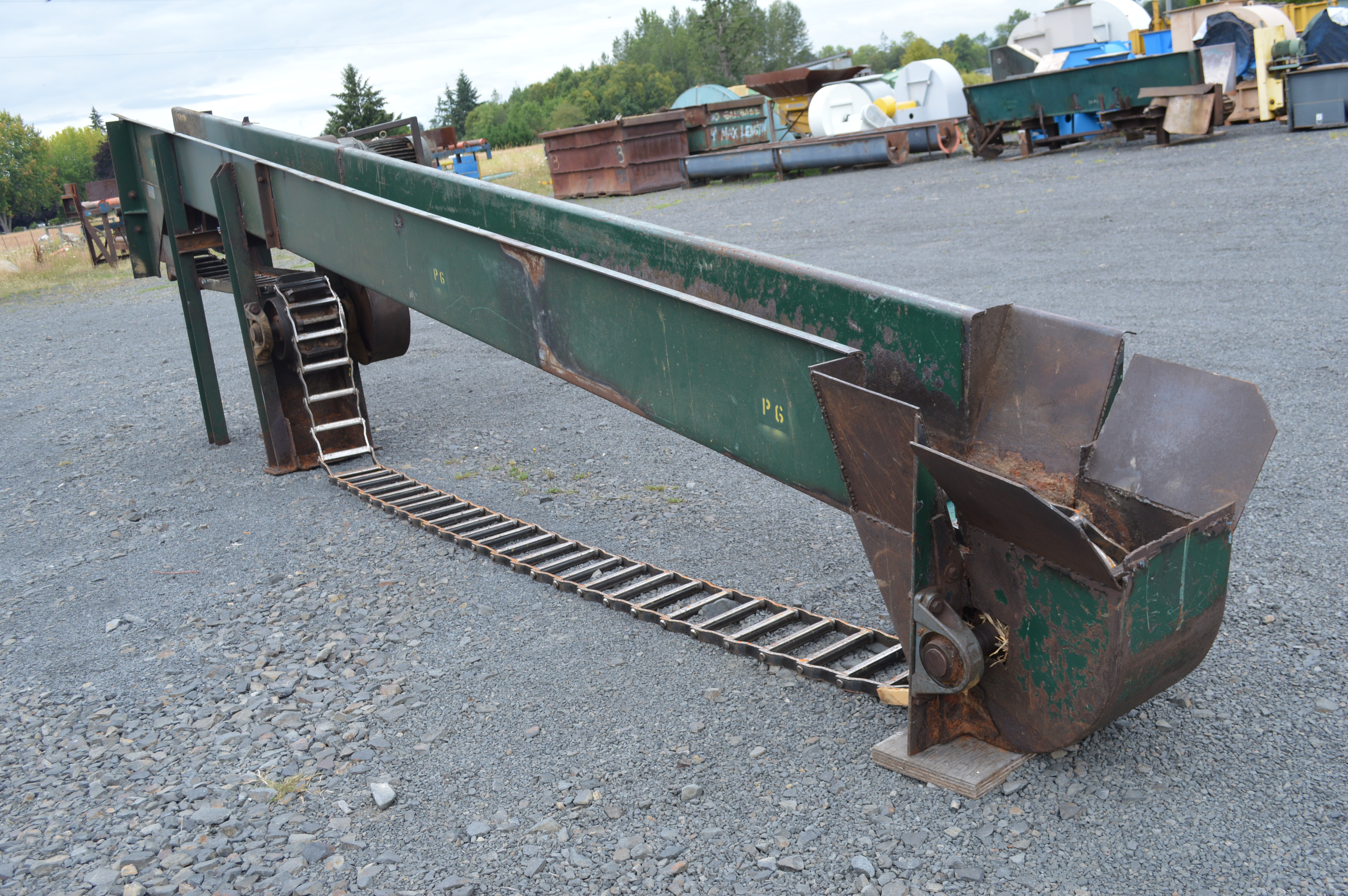 Used 26ft Drag chain conveyor, box chain conveyor,