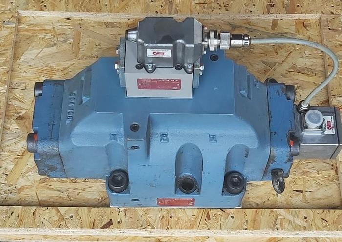 Gebraucht Proportionalventil, D665-311E, K15FRHBBNVAO, Moog, gebraucht - überholt