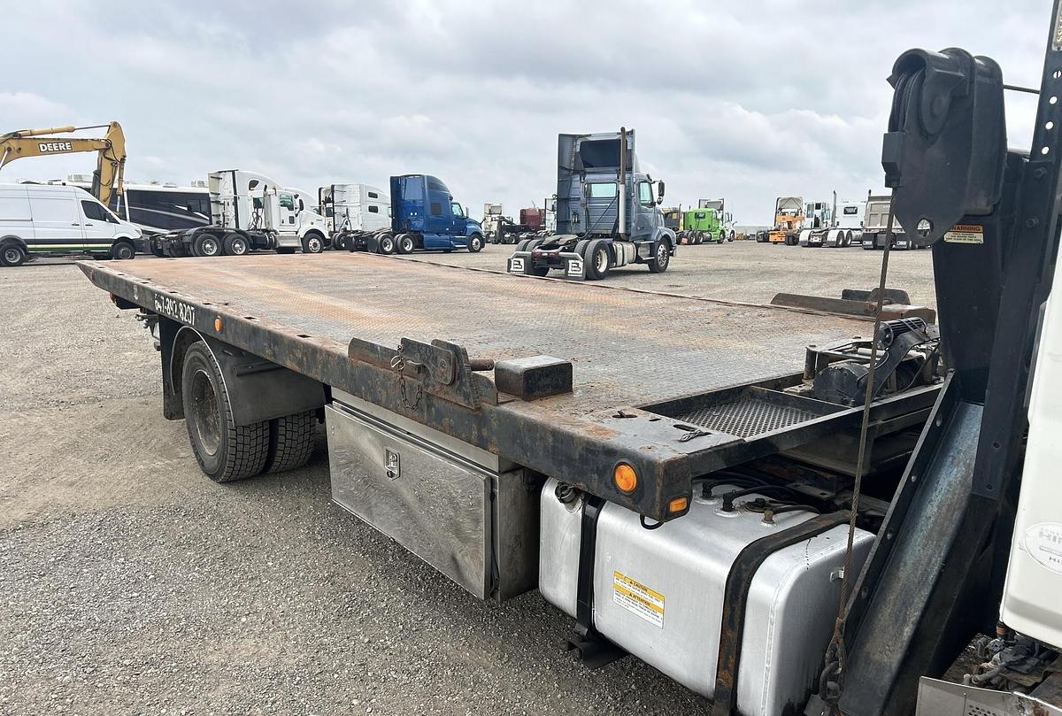 Used 2012 Hino 268 4x2 rollback truck