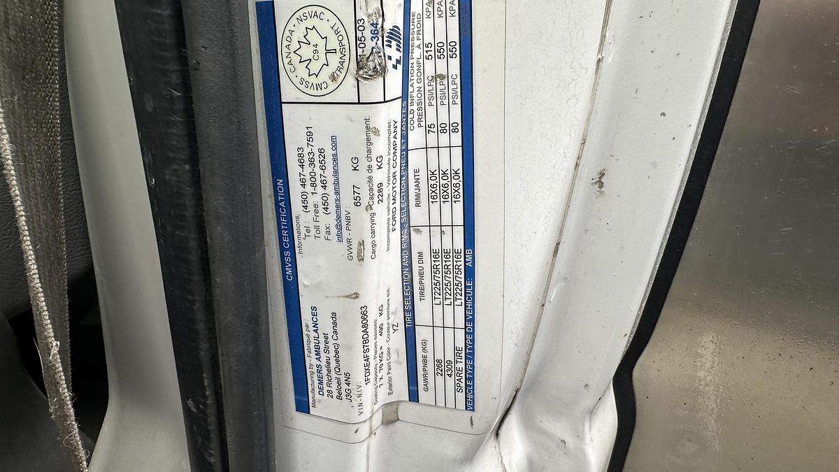 Used 2011 Ford Econoline CUTAWAY, 6.8L V10 SOHC 20V