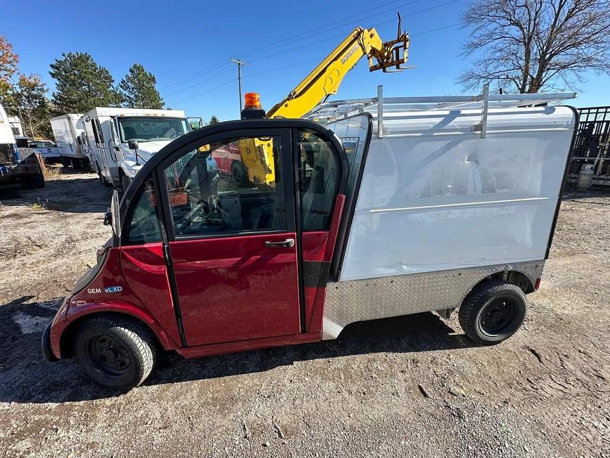 Used Polaris GEM eL XD golf/service cart