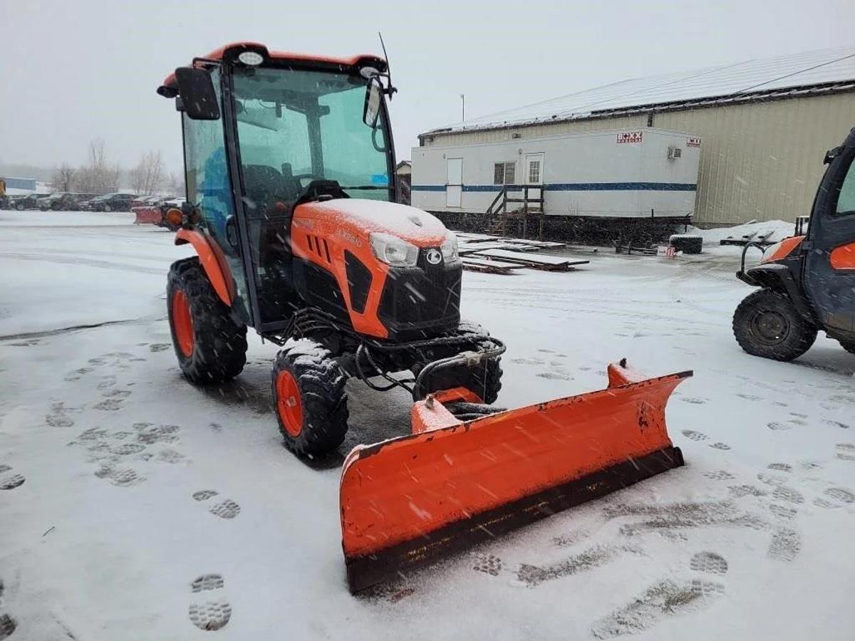 Used 2021 Kubota LX2610 Compact Tractor