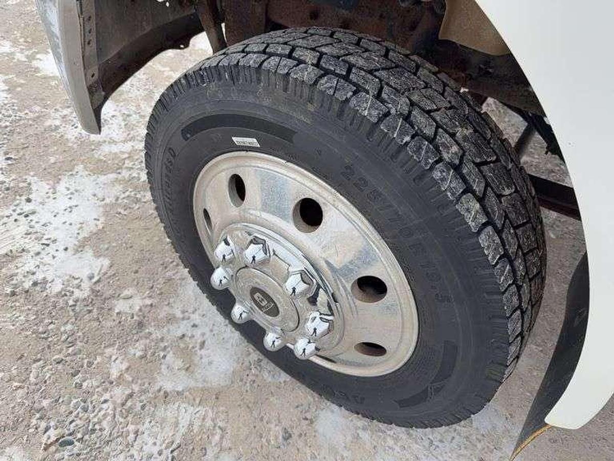 Used 2010 HINO 185 LIMITED 18' STRAIGHT TRUCK