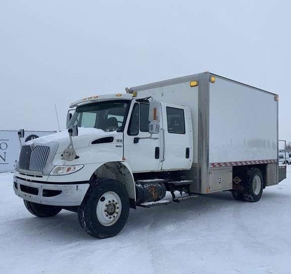 Used 2012 INTERNATIONAL 4000 4300 T/A Van Body Truck