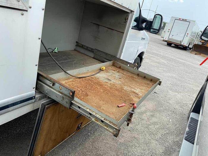 Used 2009 Ford Econoline E450 Super Duty 16' Cuber Service Truck