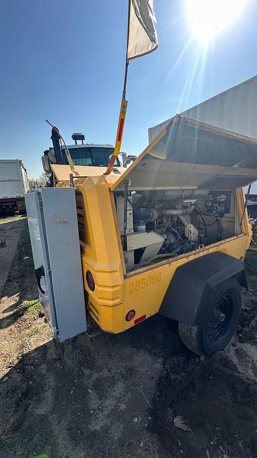 Used 2007 Ingersoll Rand p185wjd compressor