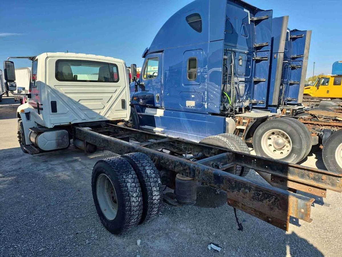 Used 2013 INTERNATIONAL 4300 only $4,995 low pro single axle ex opp