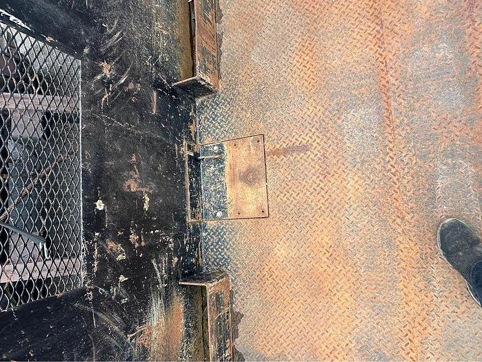 Used 2009 International 4300 ROLL OFF