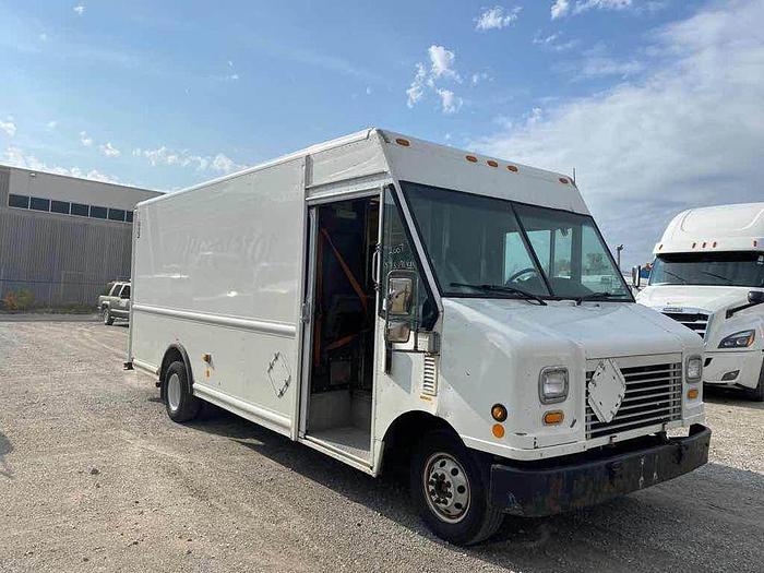 Used 2007 FORD ECONOLINE E450 STEPVAN ex purolator only $6995
