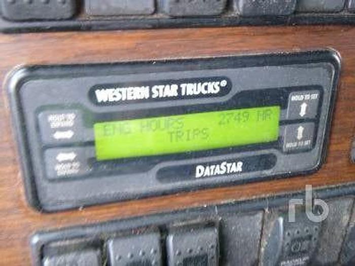 Used 2001 WESTERN STAR S/A Sleeper Cab & Chassis  ONLY $11,995