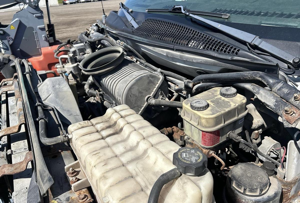 Used 2009 GMC C75 4x2 truck s/a dump truck