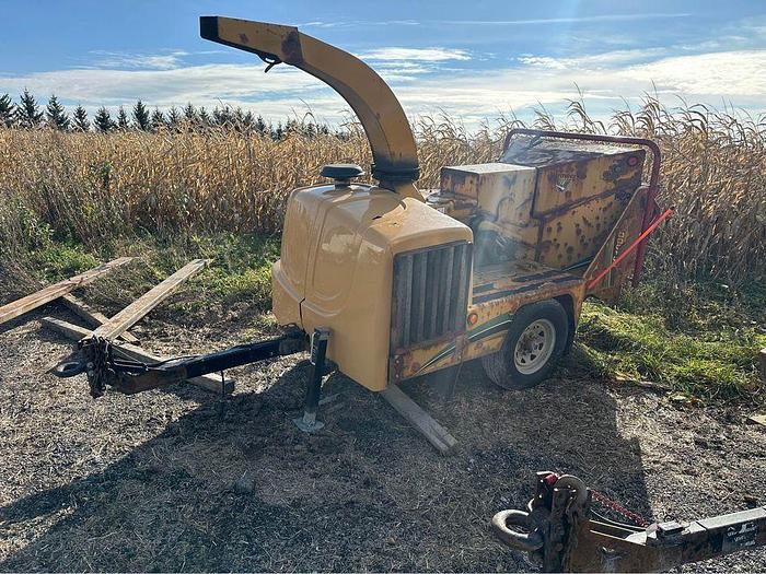 Used 2010 Vermeer BC1000XL Wood chipper 654 hours only $24,500 1