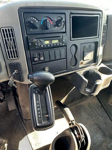 Used 2010 INTERNATIONAL 4300 $11,995 auto/hydraulic brakes 24’ frame