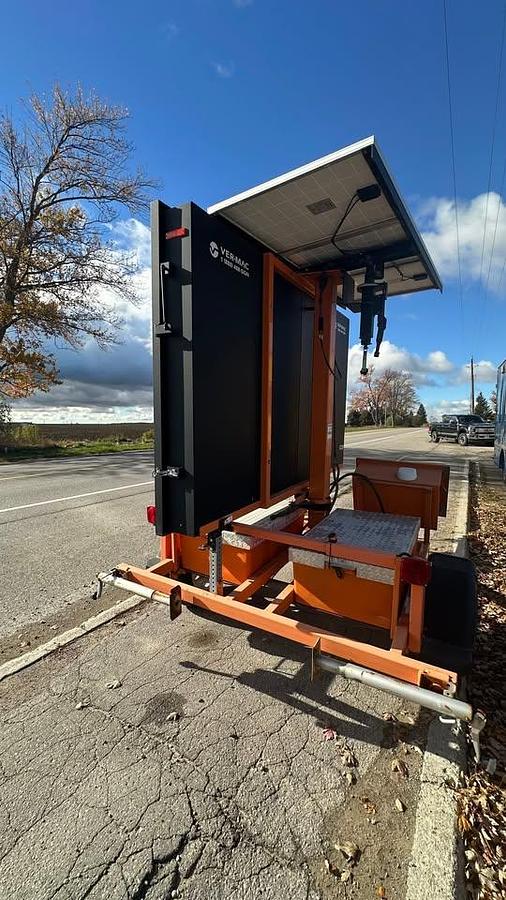 Used 2019 VER-MAC PCMS-320 digital sign trailer as new 2 in stock