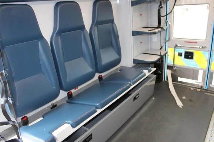 Used 2016 Chevrolet 3500 Ambulance Demers Box express diesel