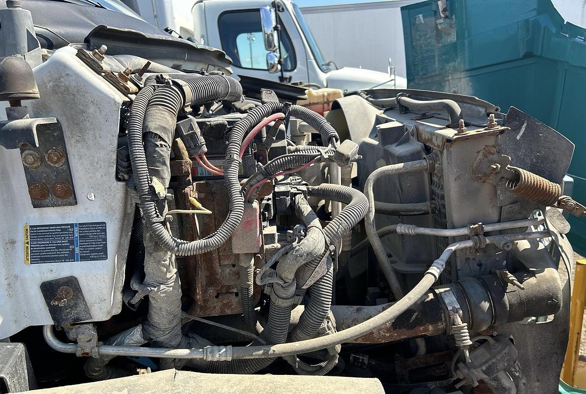 Used 2009 GMC C75 4x2 truck s/a dump truck