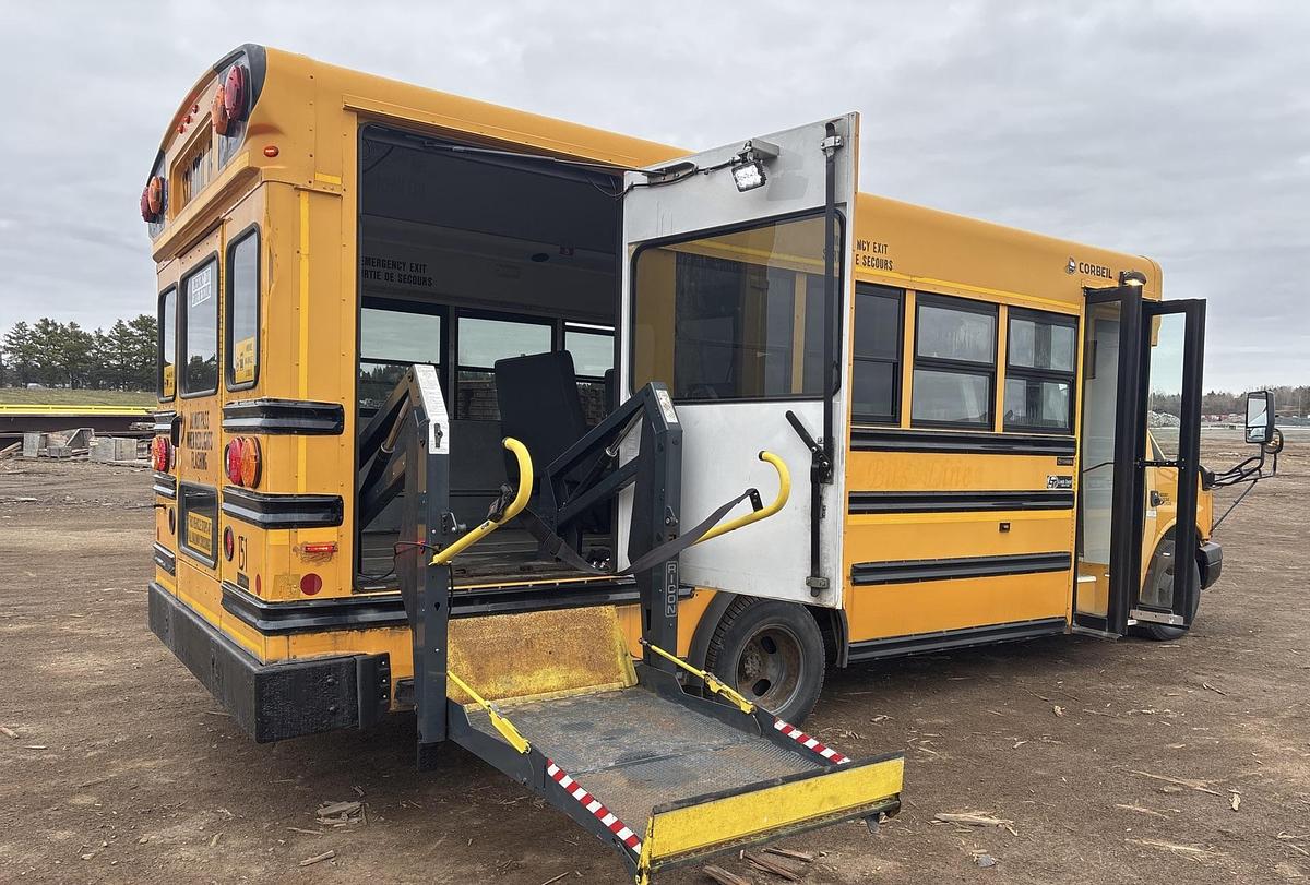 Used 2012 Chevrolet Express G3500 4x2 12-Seat School Bus