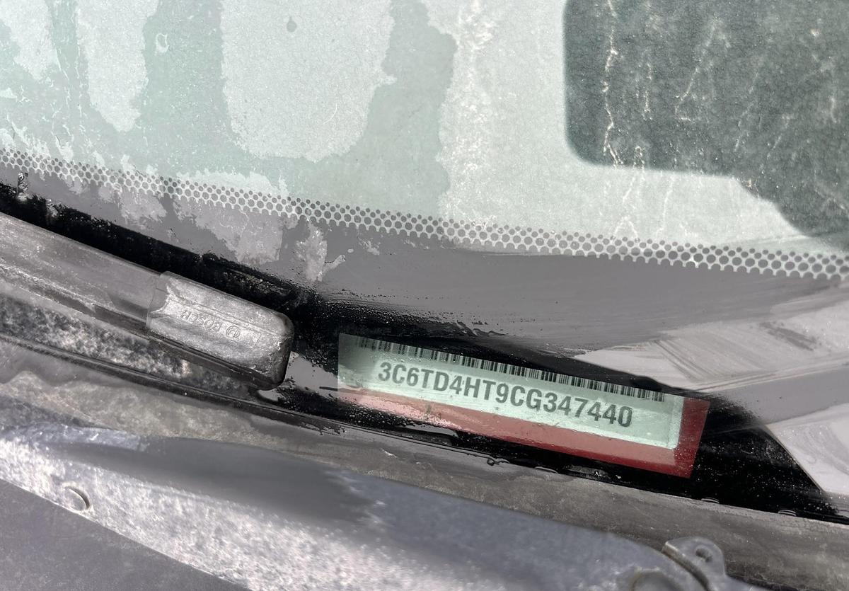 Used 2012 Ram 2500 4x2 crew cab utility truck