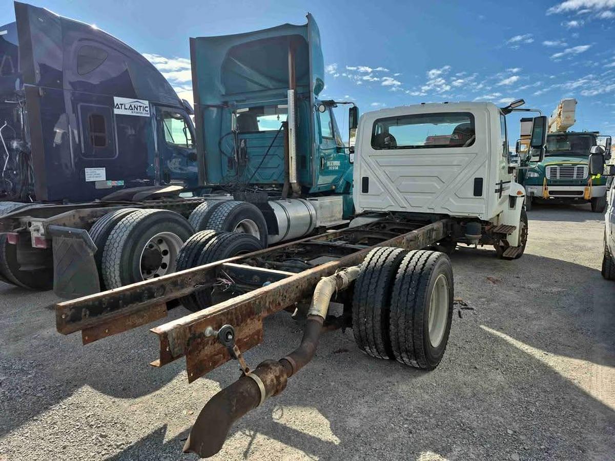 Used 2013 INTERNATIONAL 4000 4300 LP ex opp