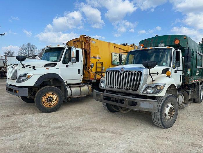 Used 2011 International 7400 GARBAGE TRUCK