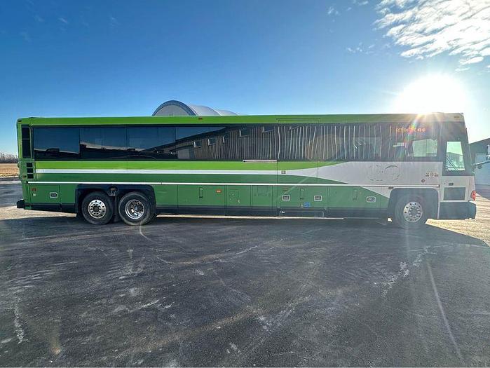 Used 2009 MCI Motor Coach Cummins Diesel