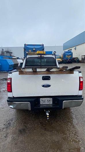 Used 2011 FORD F250 2WD 8 FOOT BOX 6.2 l v8 gas runs