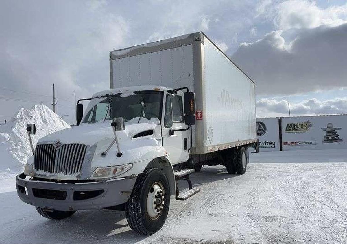 Used 2009 International DuraStar 4400 S/A Service Truck