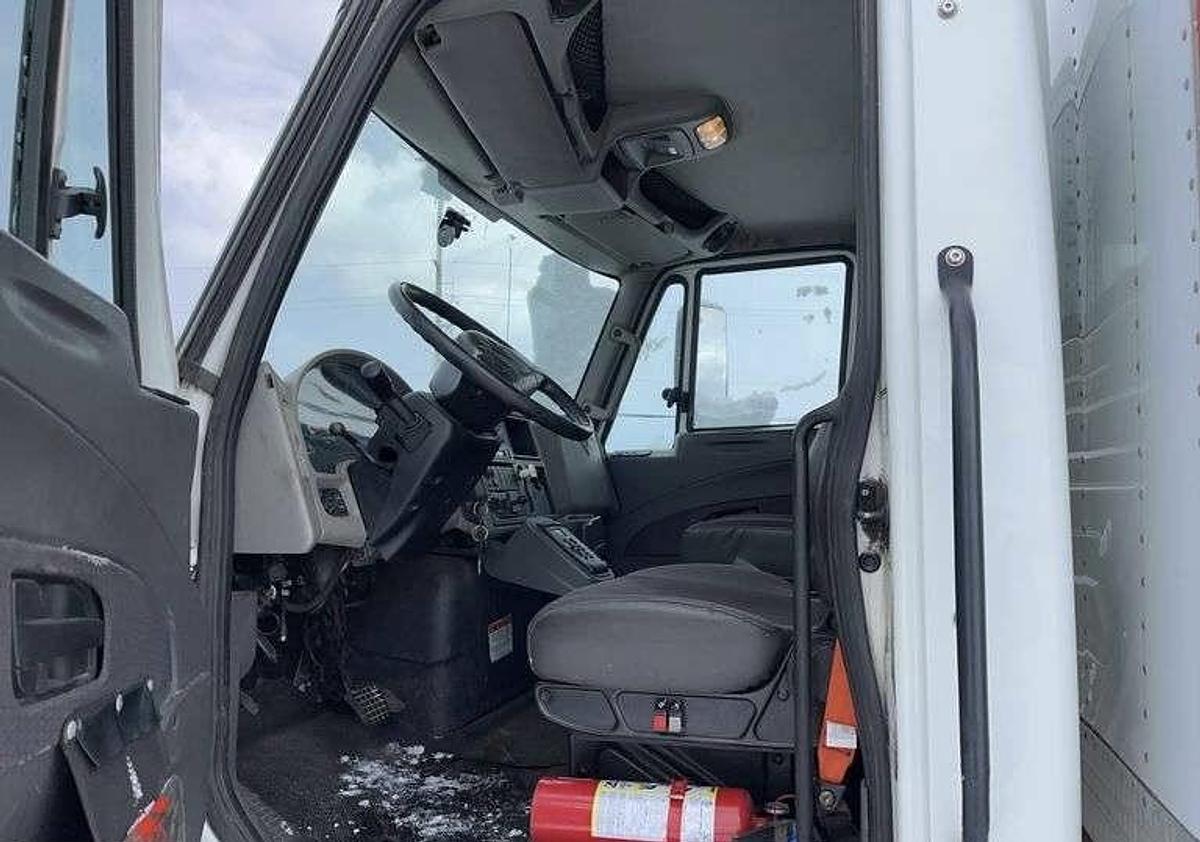 Used 2009 International DuraStar 4400 S/A Service Truck