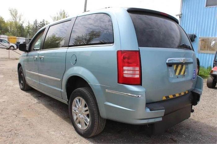 Used 2008 Chrysler Town & Country