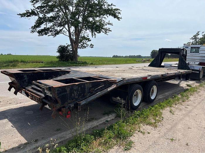 Used 2014 Canada TRAILER Gooseneck ----SOLD---- OTHER GOOSENECKS IN S