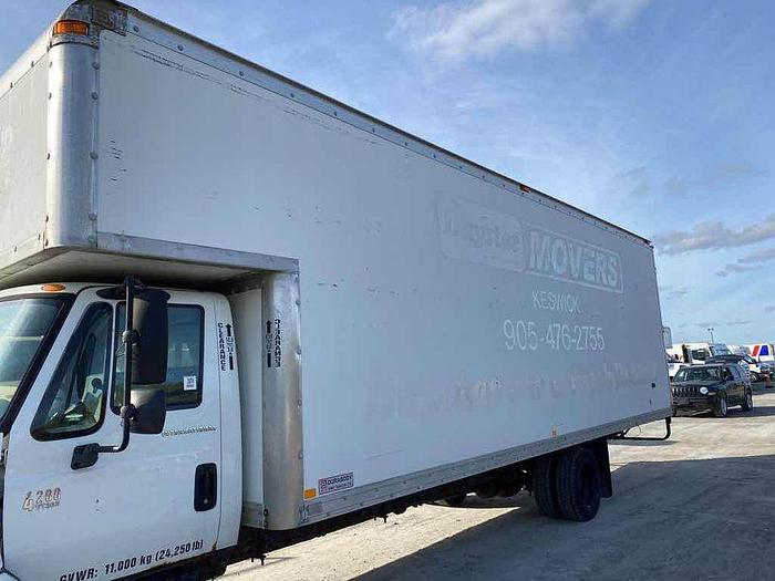 Used 2005 INTERNATIONAL 4200 LP low kms moving box truck w ramp hitch