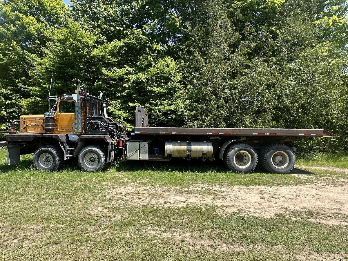 Used 1998 Kenworth C550B 8x4 Twin-Steer 2015 remote roll off bed / winch