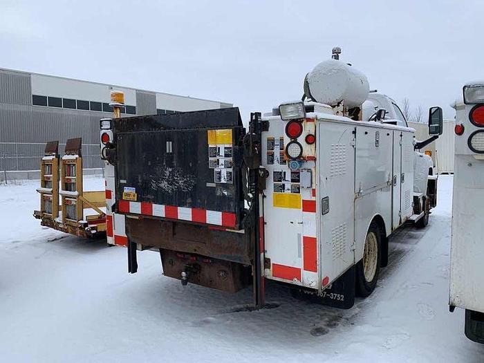 Used 2006 Chevrolet CC4500 SERVICE TRUCK 4X4 fully loaded