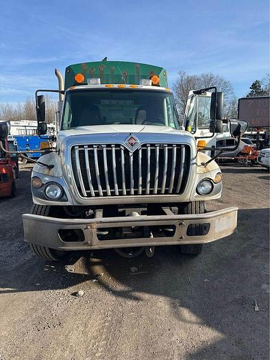 Used 2011 International 7400 GARBAGE TRUCK
