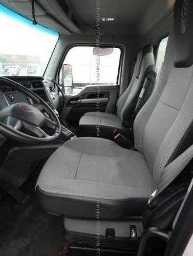 Used 2020 Kenworth T880  AS BRAND NEW CONDITION