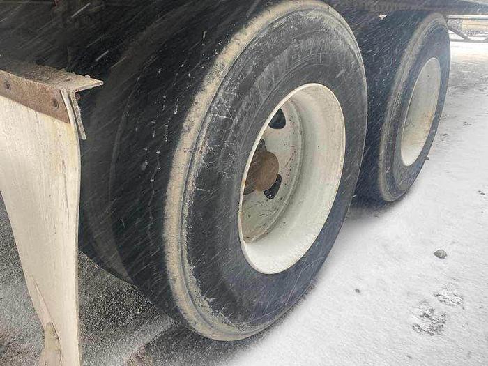 Used 2009 TRAILMOBILE Dryvan Trailer