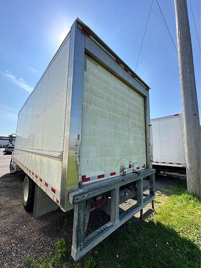 Used 2016 International 4300 20' Reefer, cummins