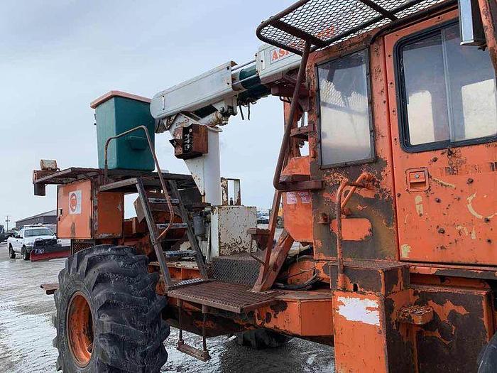Used 1996 FREIGHTLINER TREE FARMER asphlund lr-42 aerial $24,995