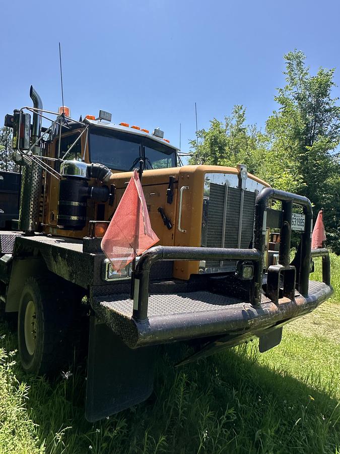 Used 1998 Kenworth C550B 8x4 Twin-Steer 2015 remote roll off bed / winch