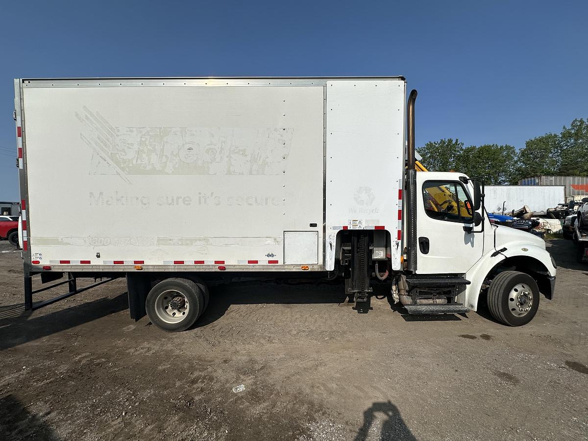 Used 2016 Freightliner M2 106 4x2 Mobile Shredding Truck