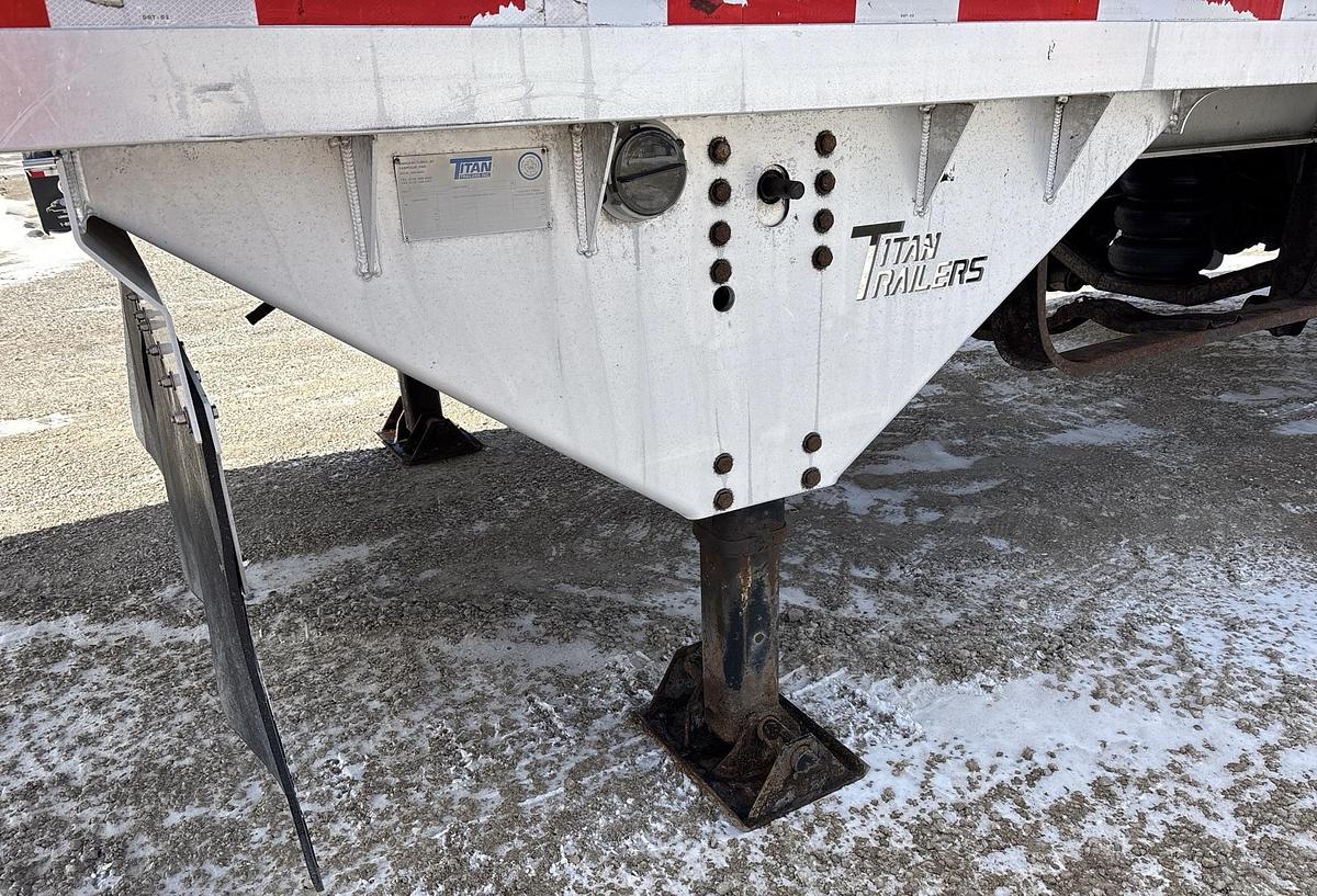 Used 2011 Titan 53 ft 5/Axle Moving Floor Trailer