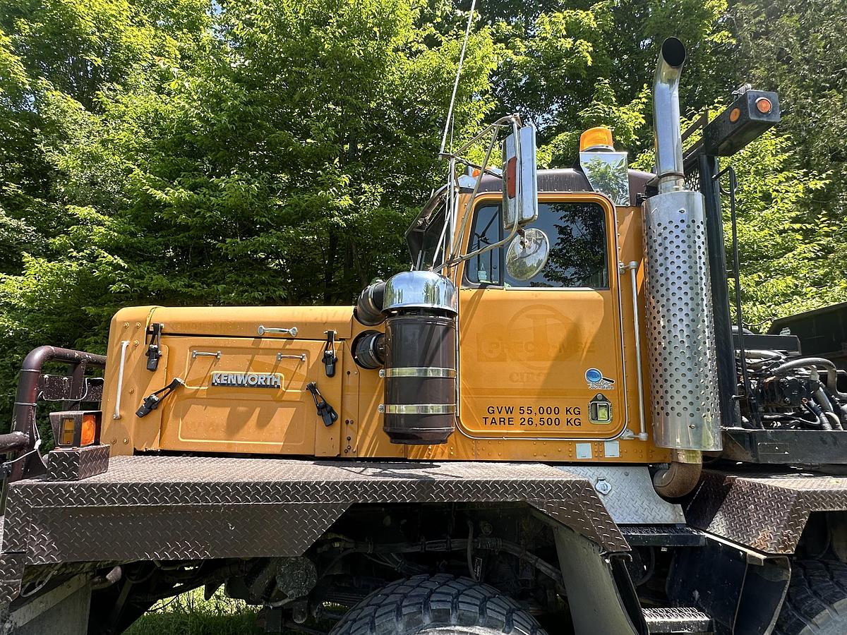 Used 1998 Kenworth C550B 8x4 Twin-Steer 2015 remote roll off bed / winch